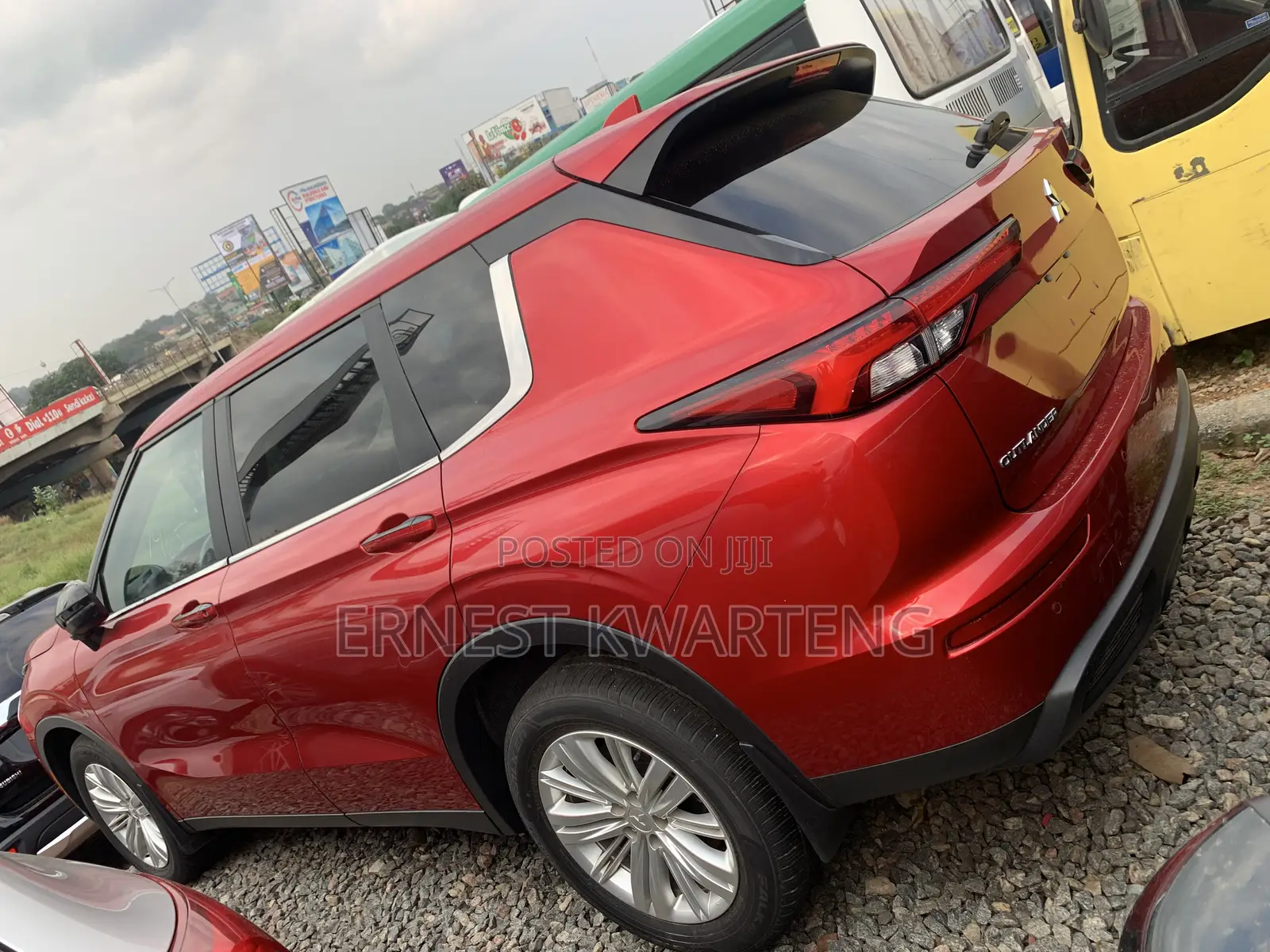 Mitsubishi Outlander 2024 Red