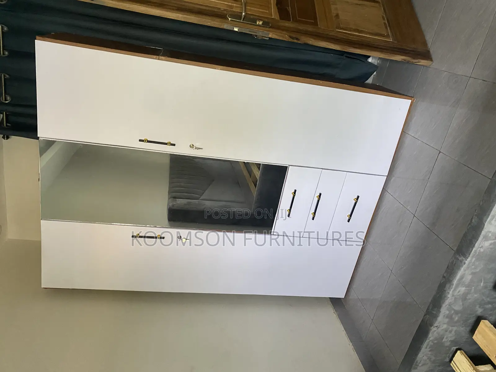Quality Wardrobe With Mirror