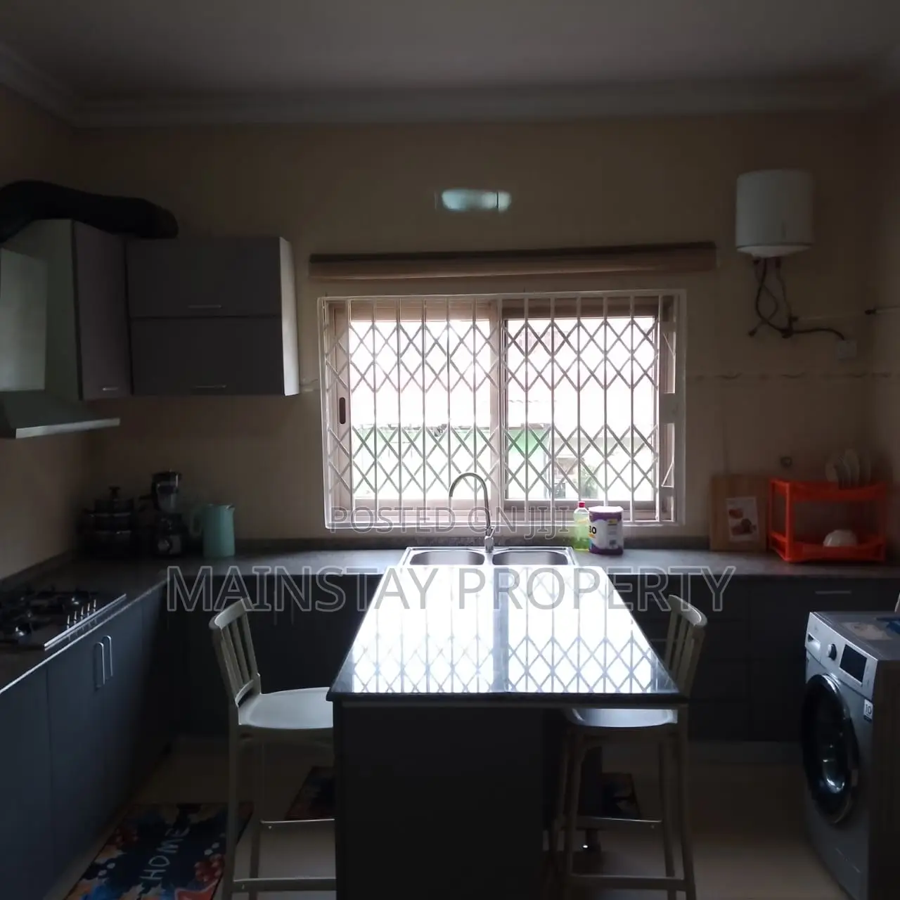 Furnished 4bdrm Townhouse / Terrace in Airport Residential Area