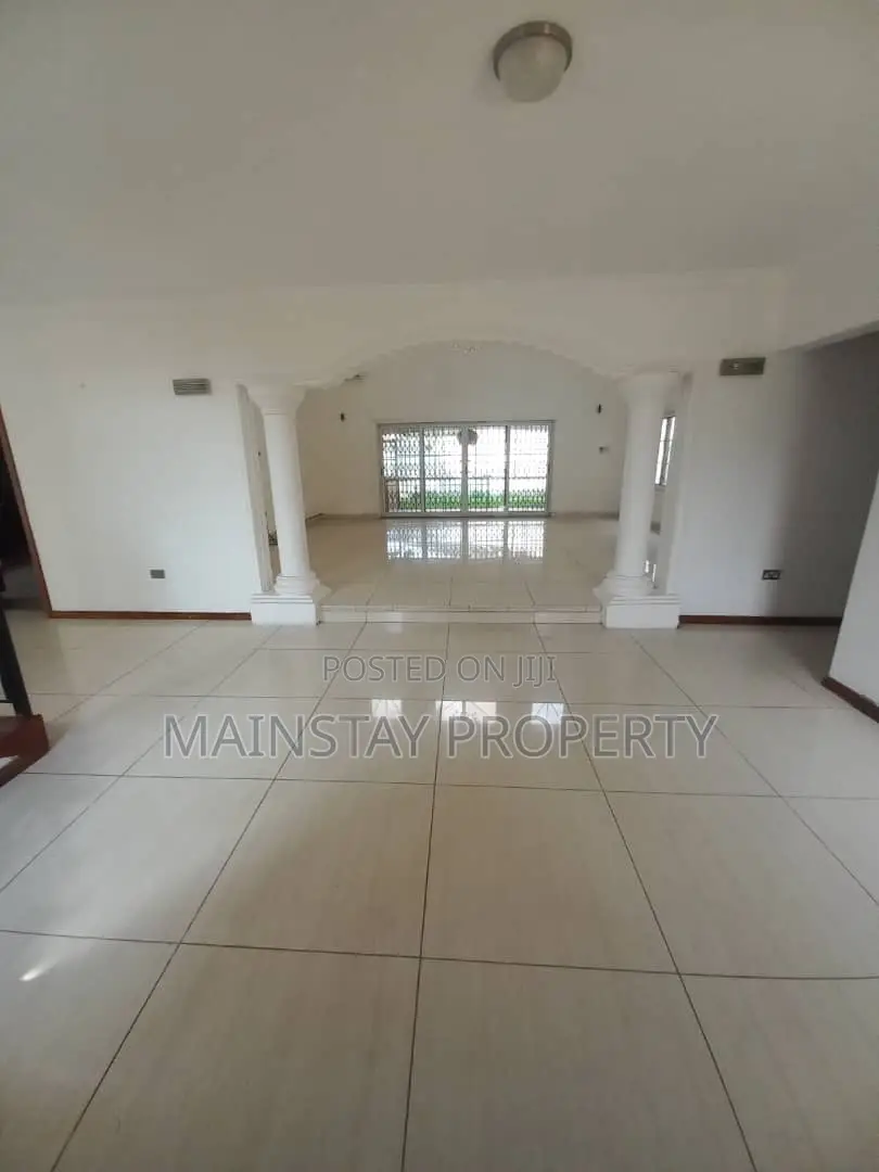 4bdrm House in East Legon for sale