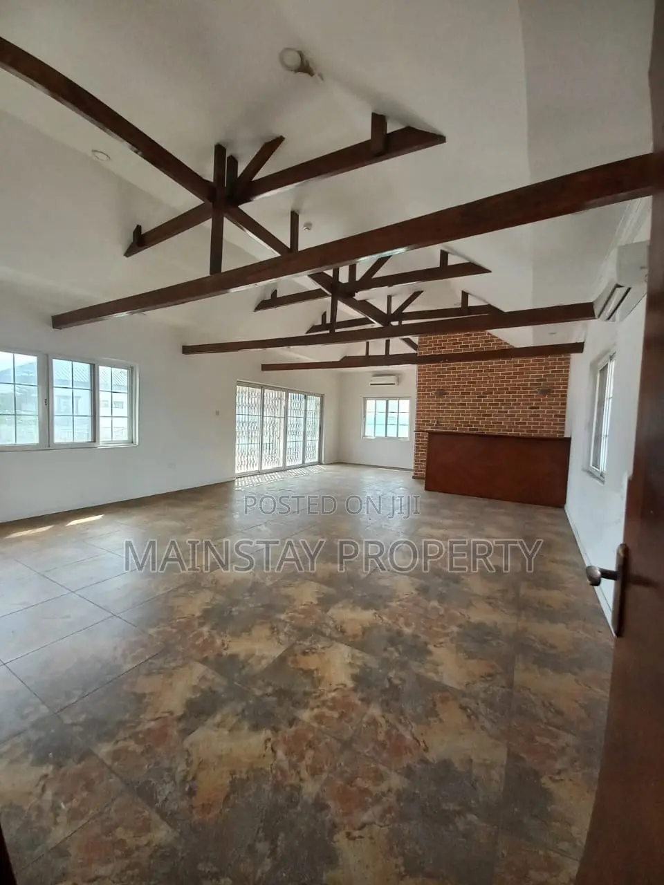 4bdrm House in East Legon for sale
