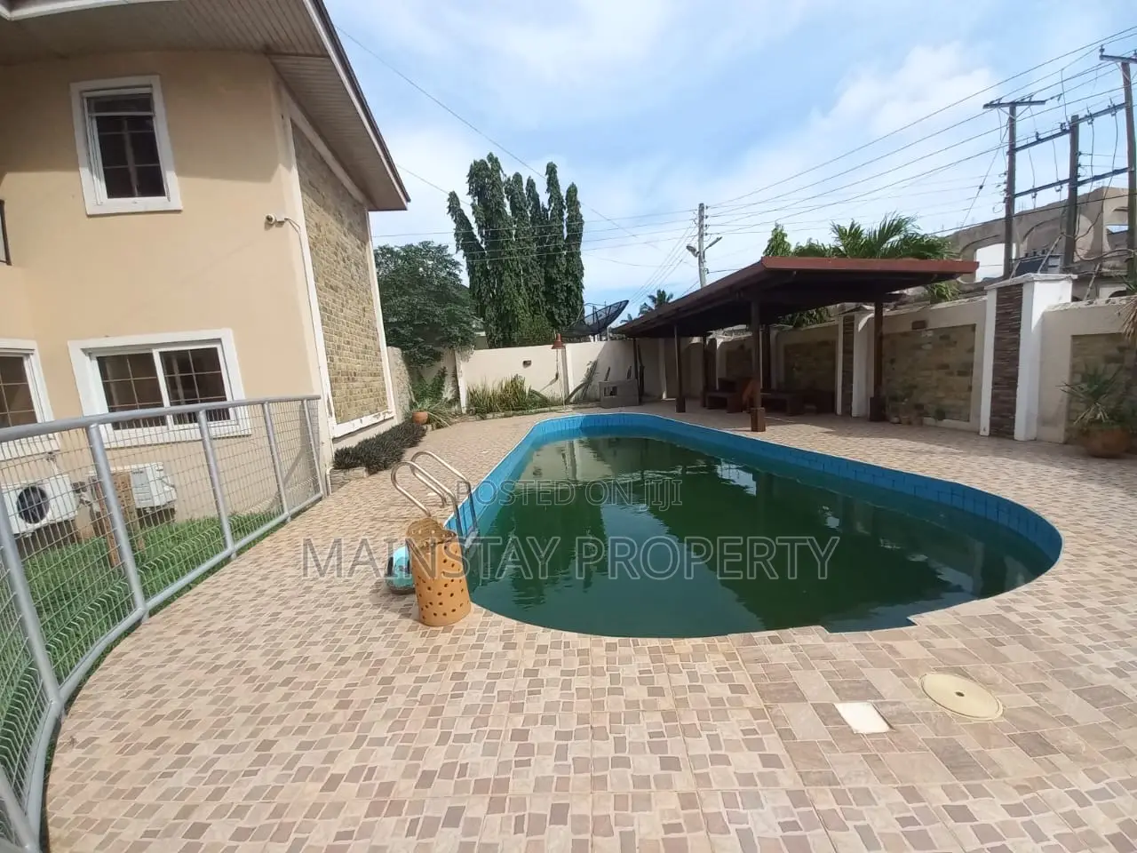 4bdrm House in East Legon for sale