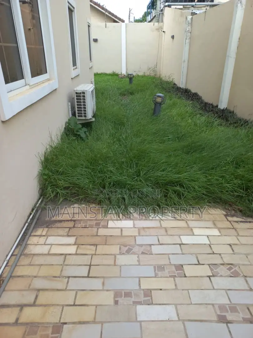 4bdrm House in East Legon for sale
