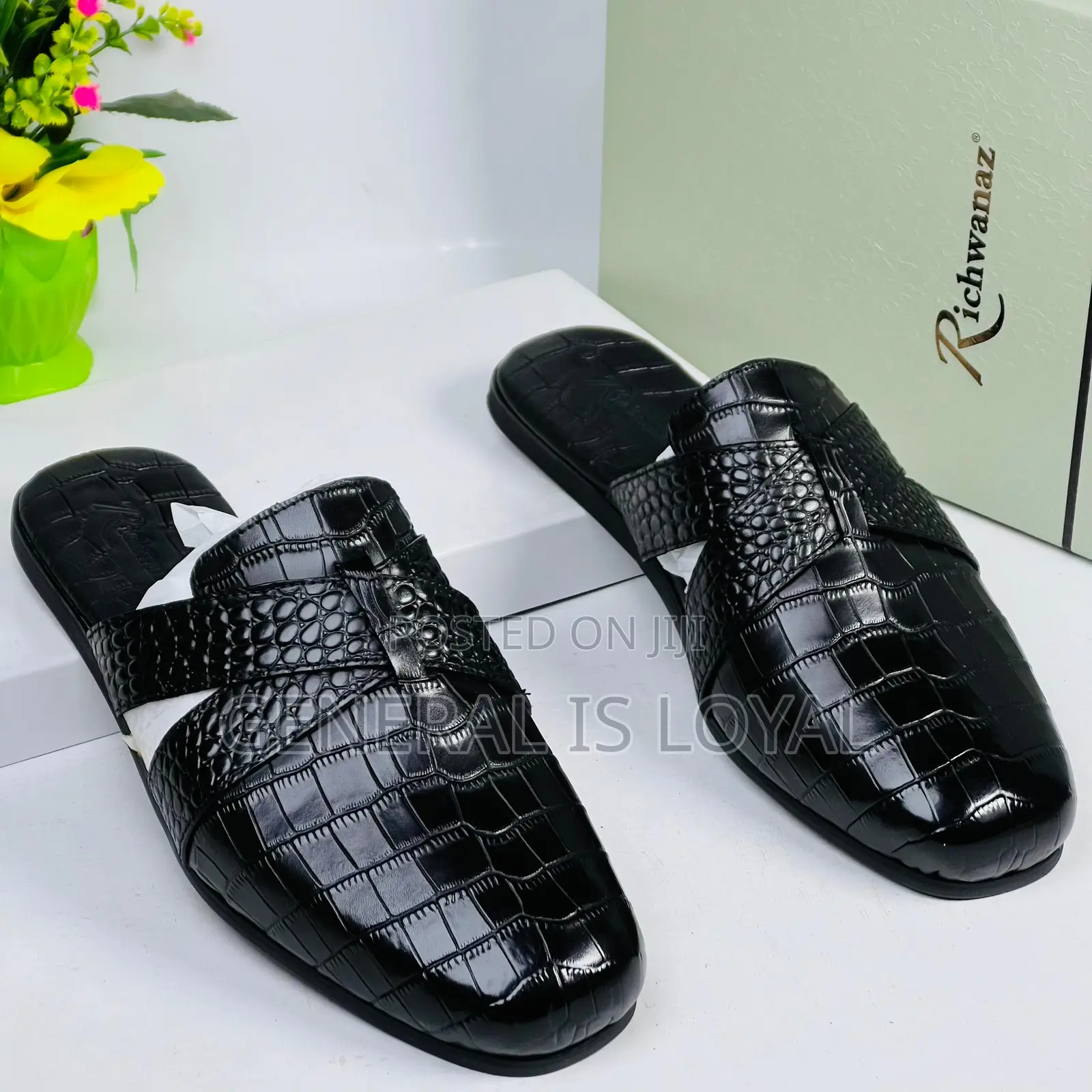 Richwanz Halfshoe