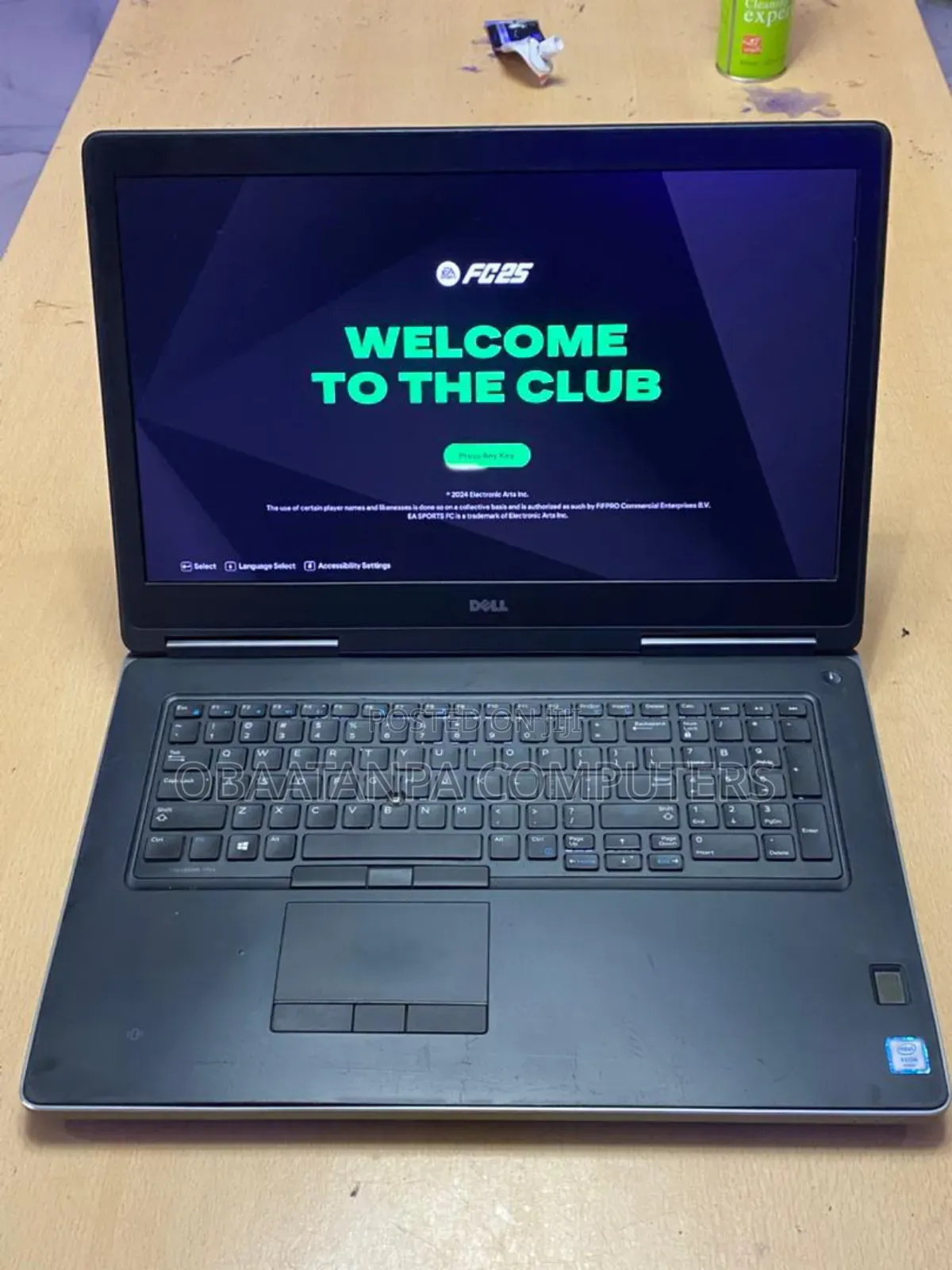 Laptop Dell Precision 7710 16GB Intel Xeon SSD 256GB