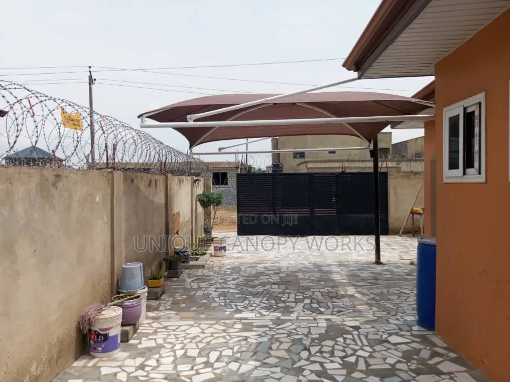Formal Carport