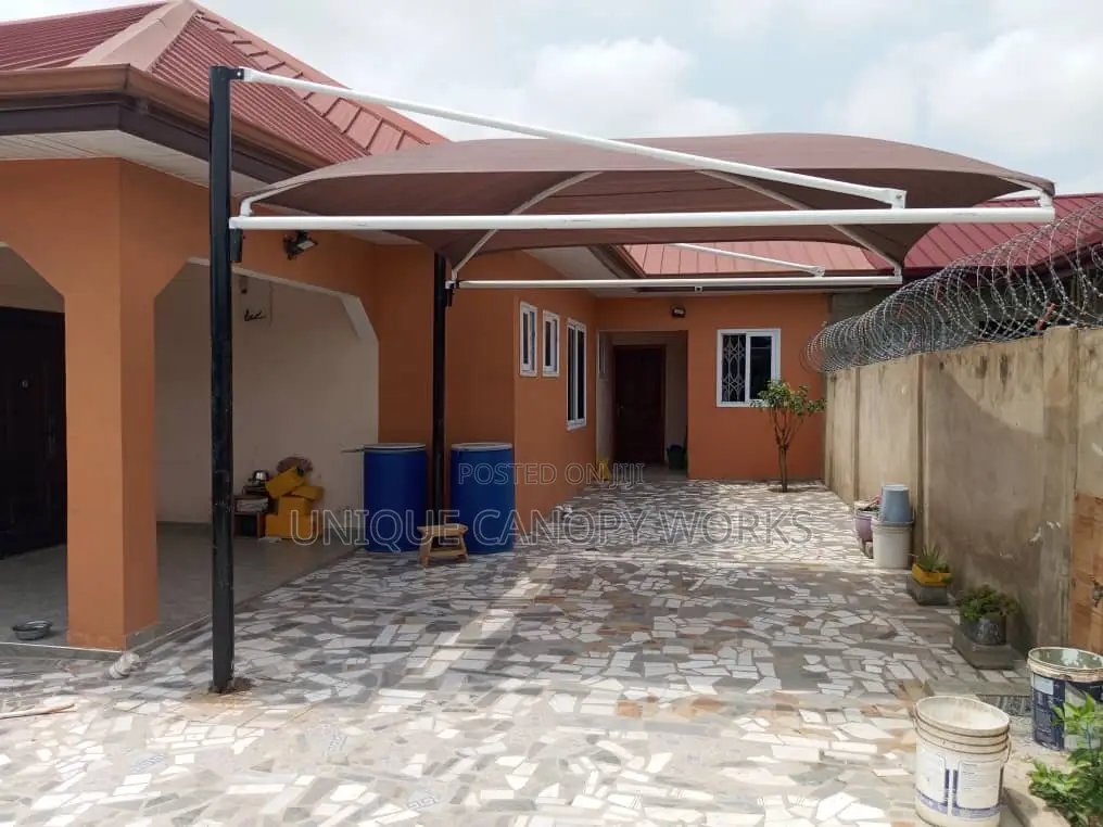 Formal Carport