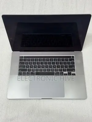 Laptop Apple MacBook Pro 2019 32GB Intel Core I9 SSD 512GB