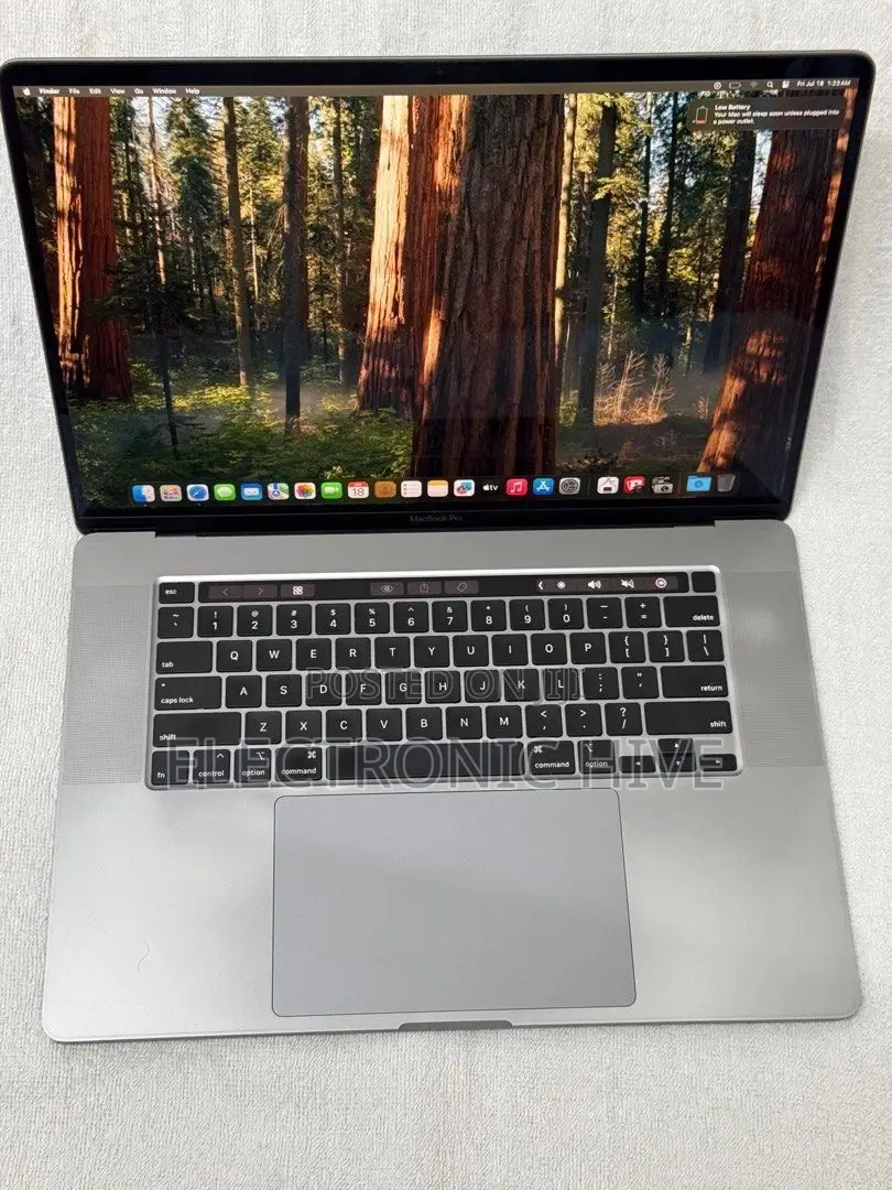 Laptop Apple MacBook Pro 2019 32GB Intel Core I9 SSD 512GB