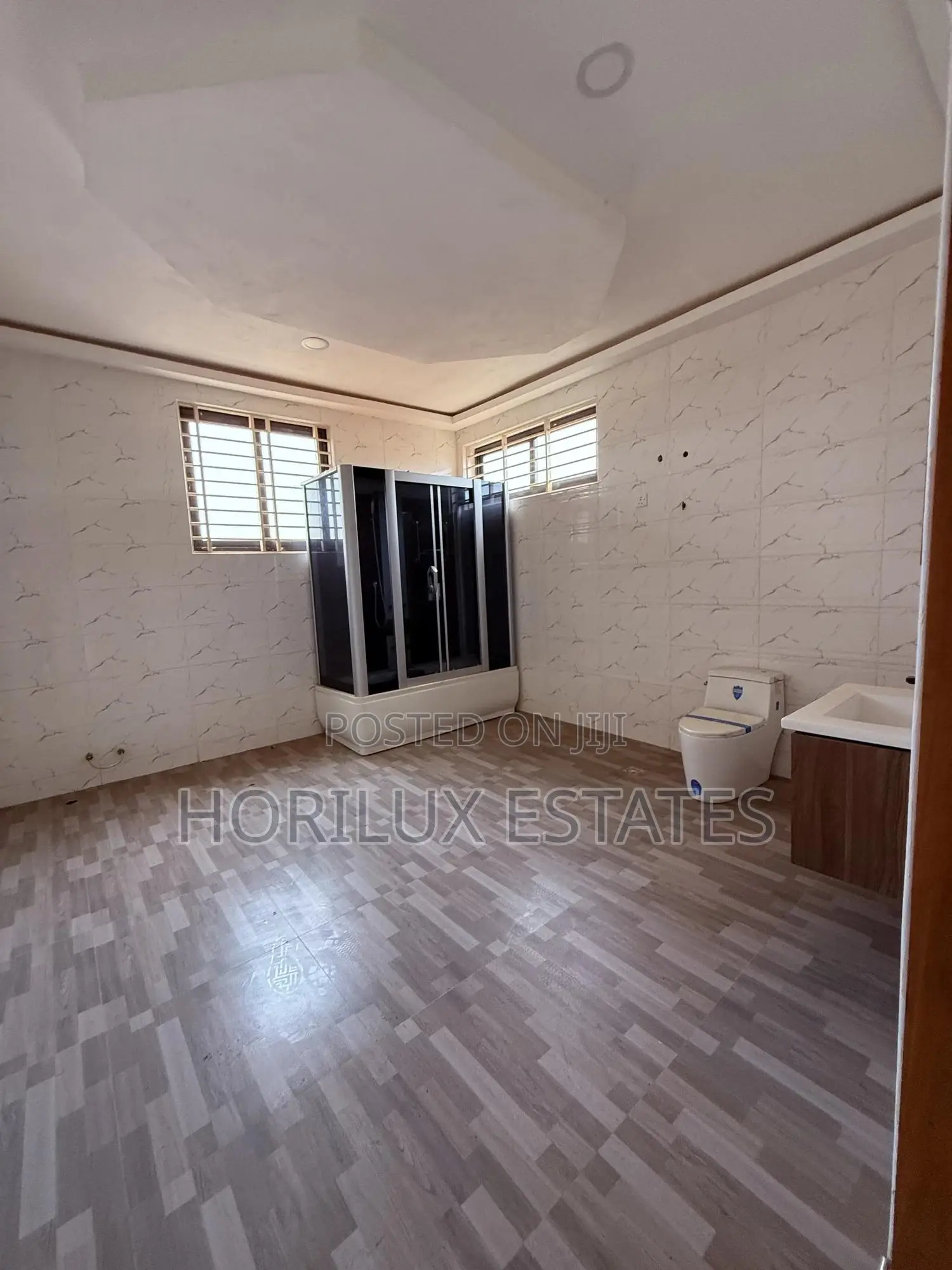 5bdrm Mansion in East Legon Hills for sale