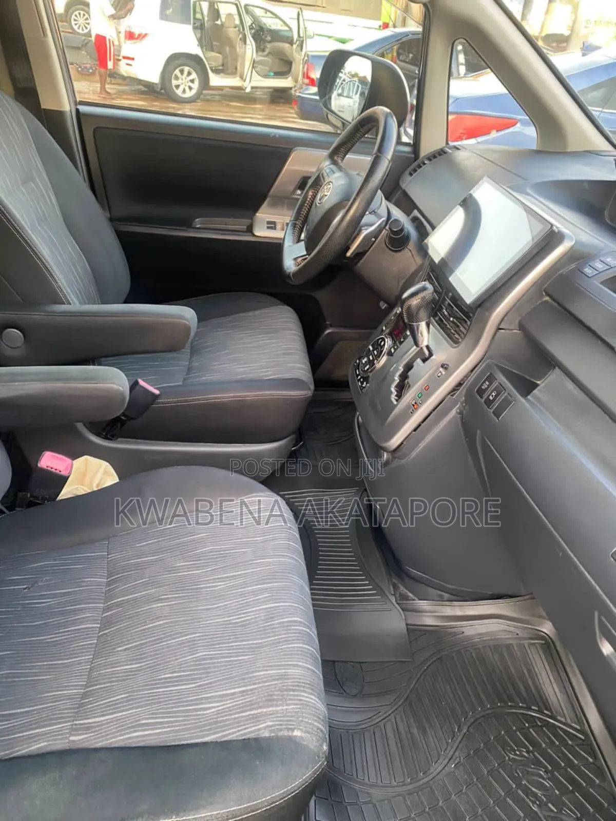Toyota Voxy 2013 Brown