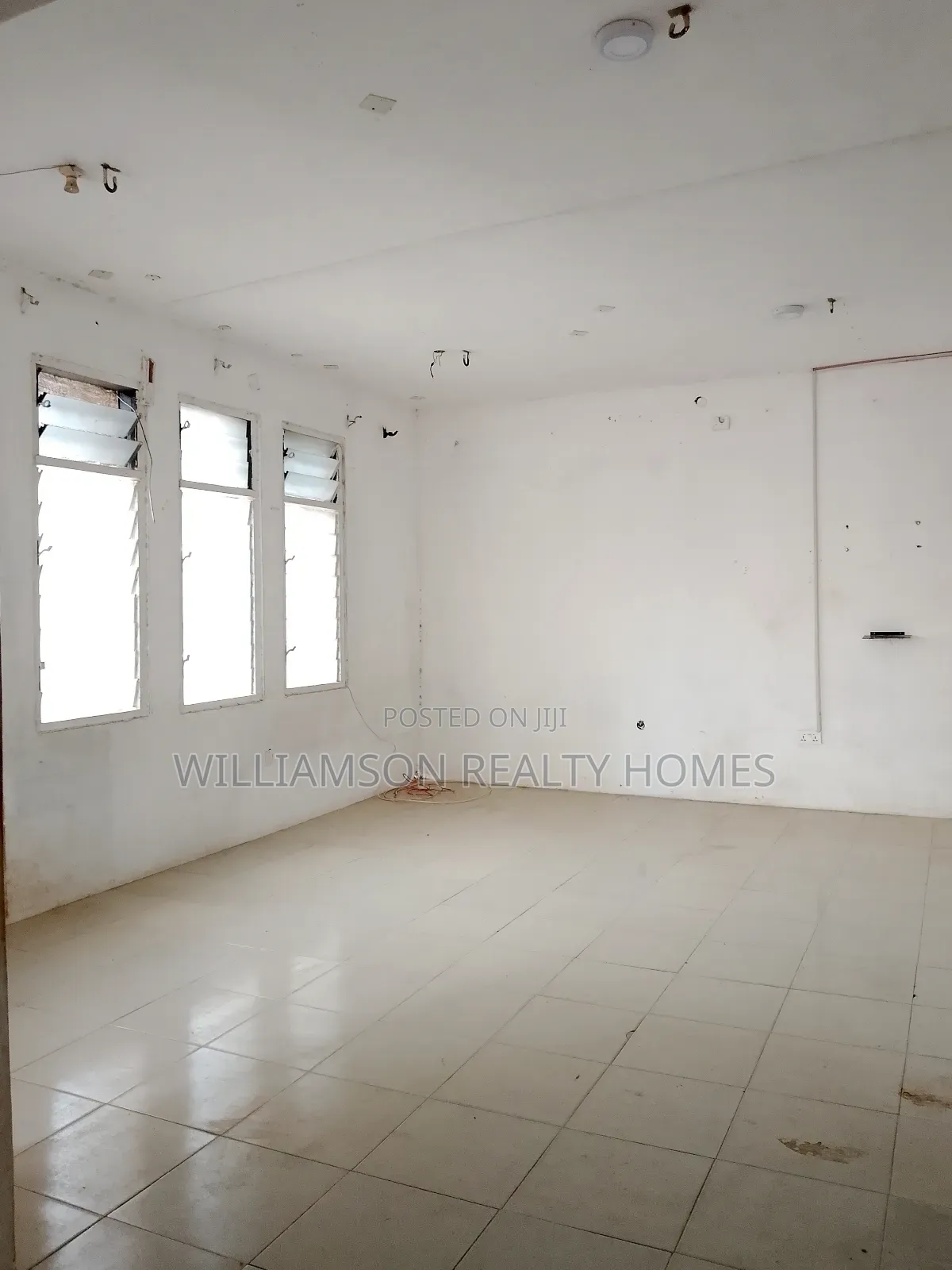 1bdrm Apartment in Community 20 Estate, Spintex for rent