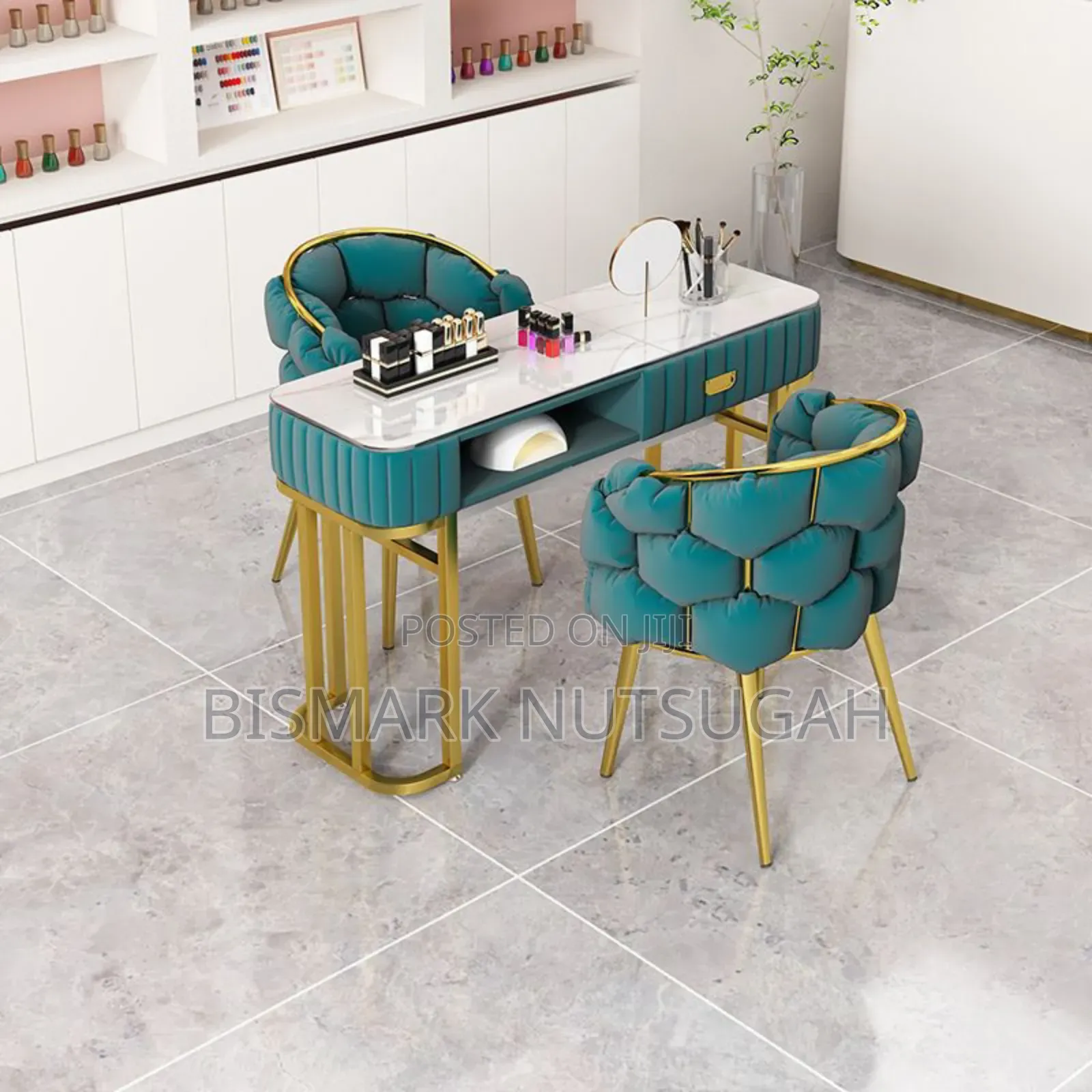 Luxury Salon Nail Art Table for Sale