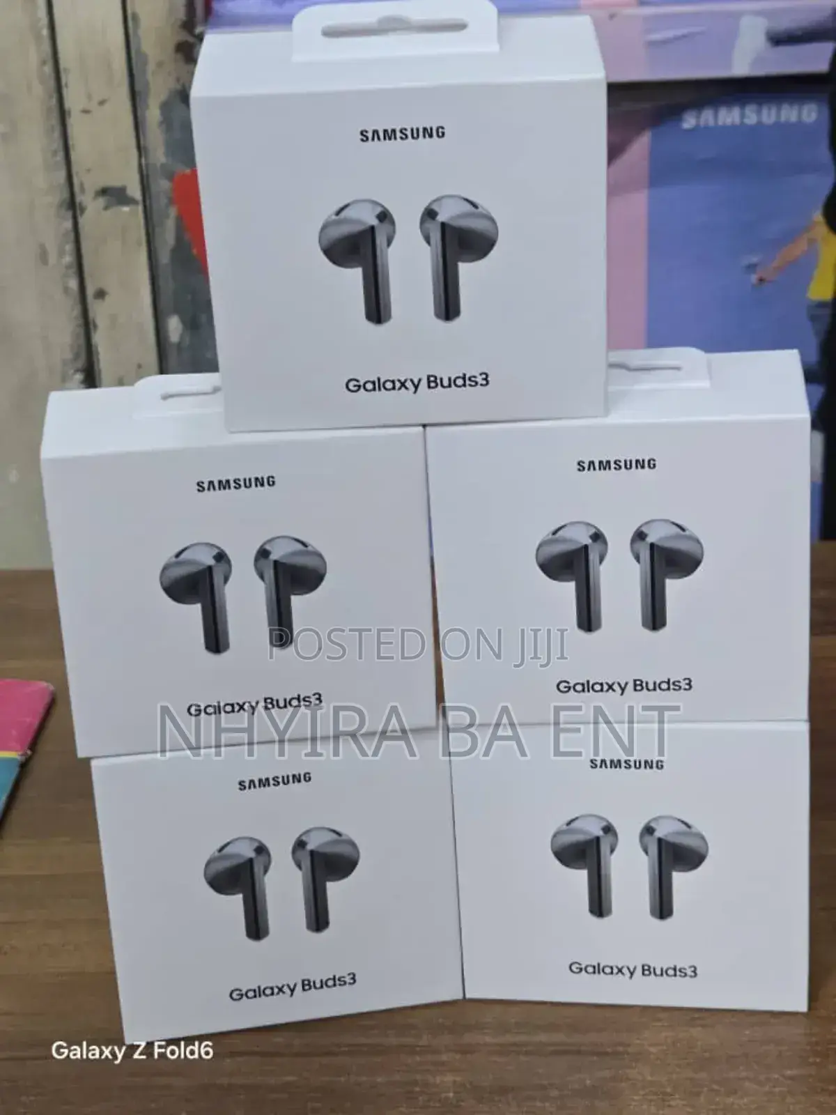 Airpod/ Earbud