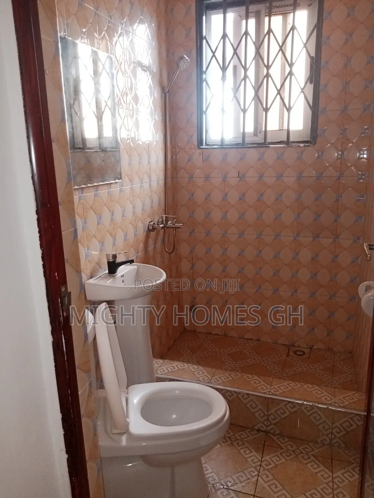 2bdrm Apartment in Mighty Homes, Kasoa for rent