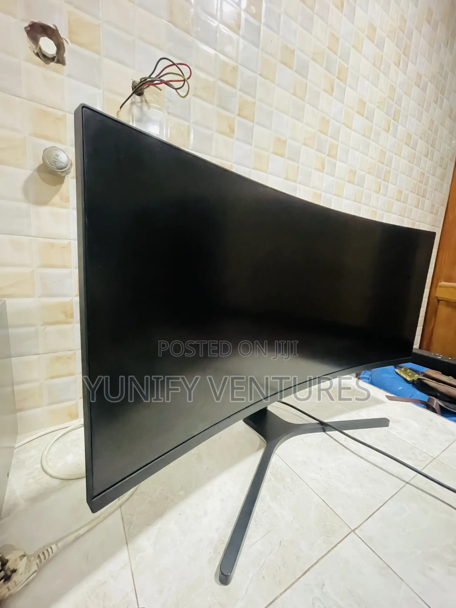 Xiaomi Mi Curved Monitor