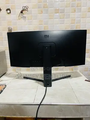 Xiaomi Mi Curved Monitor
