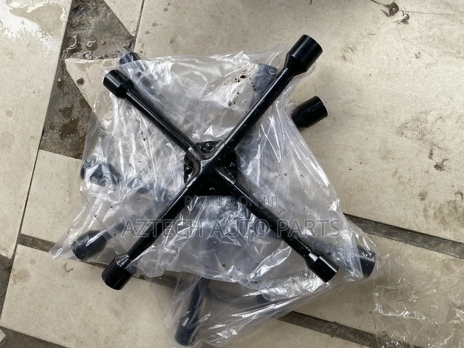 Cross Spanner for All Cars