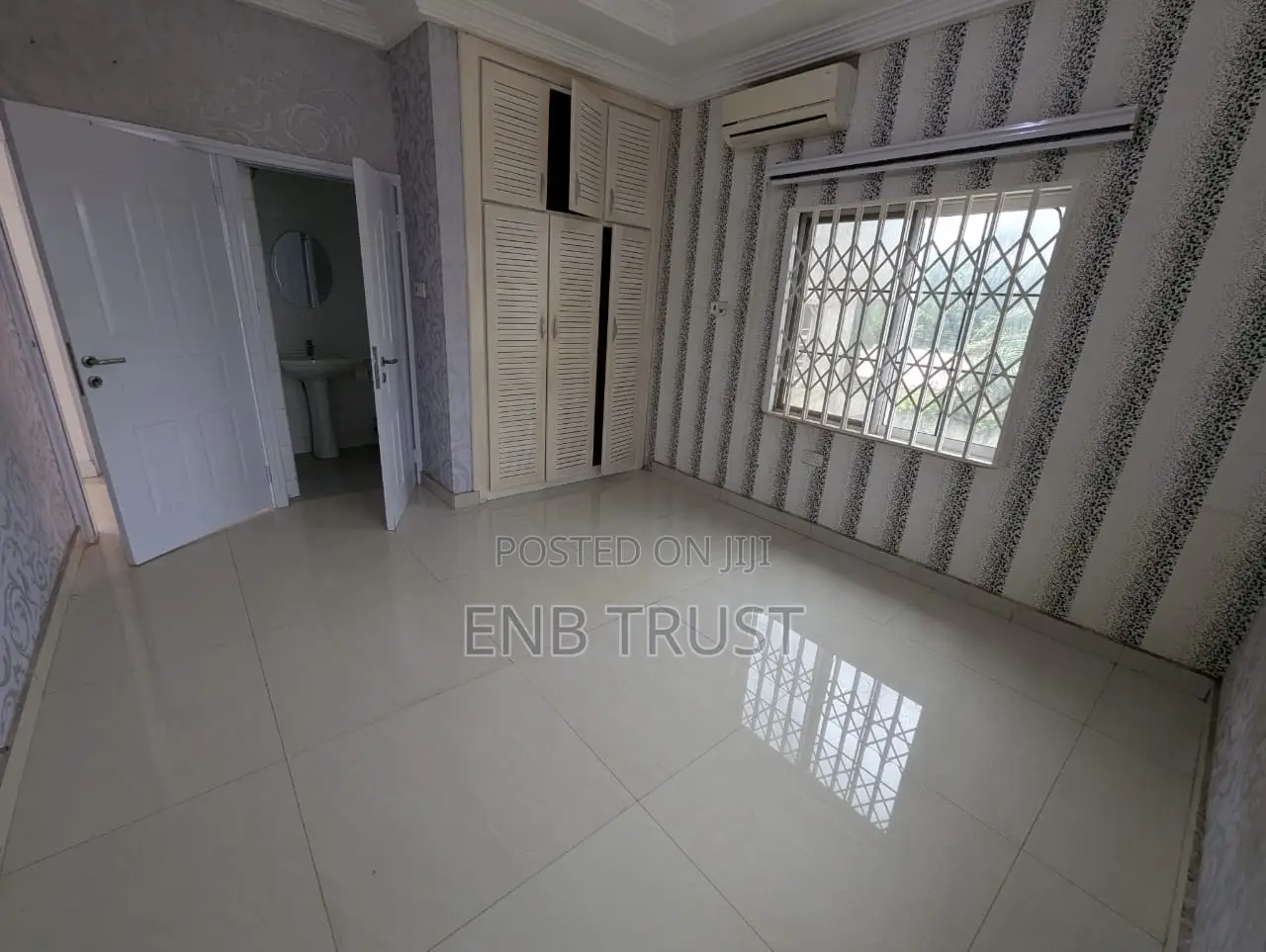 4bdrm Duplex in West Legon, Medifem Area for sale