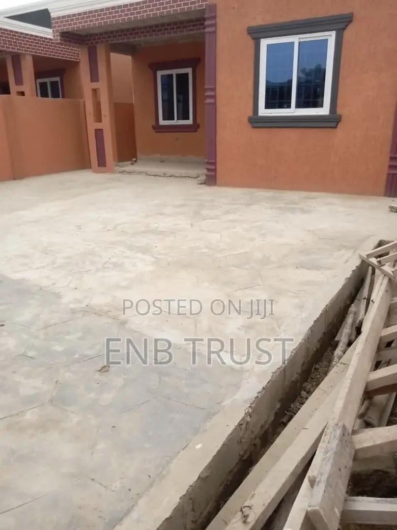 2bdrm House in Ablekuma, Pokuase for sale