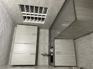 Raf Kitchen Cabinets With Marble Tops