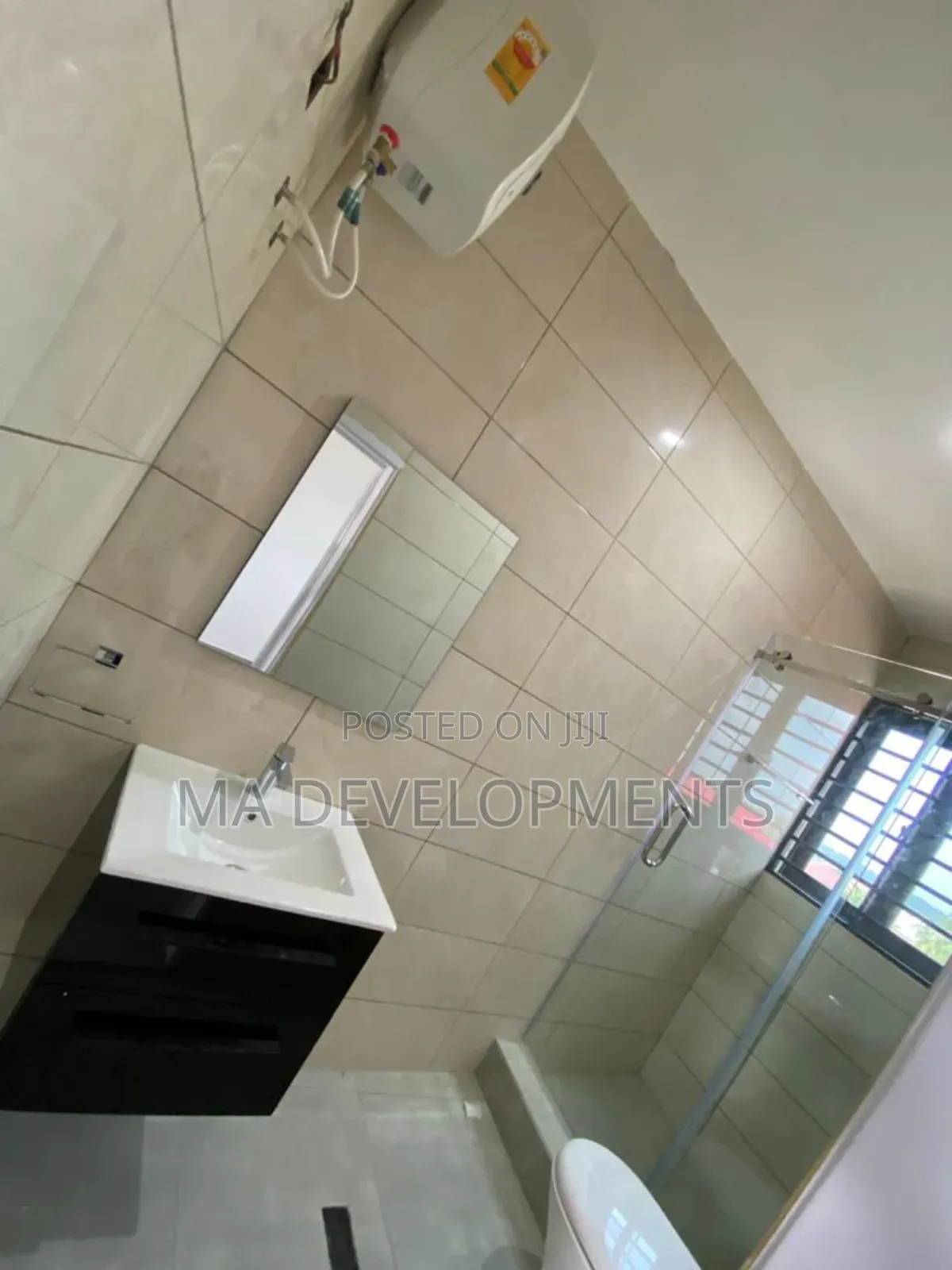2bdrm Apartment in Madev Realty, Achimota for rent