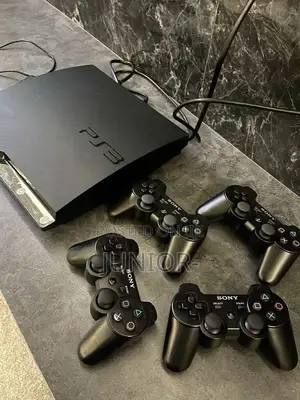 Ps3 Loaded With 10 Games 2 Controllers