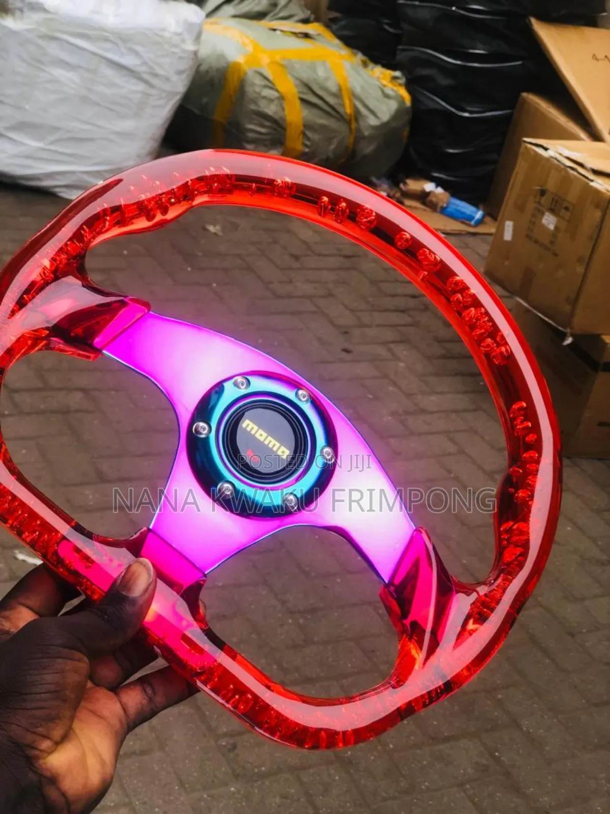 Universal Cystal Sport's Steering Wheel Available With Neck