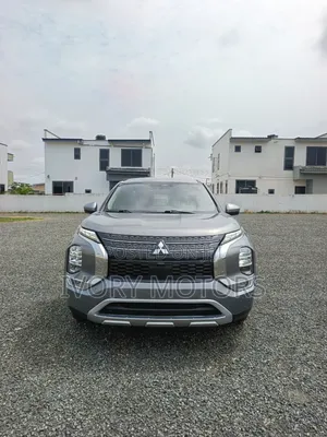 Mitsubishi Outlander SE 2022 Gray