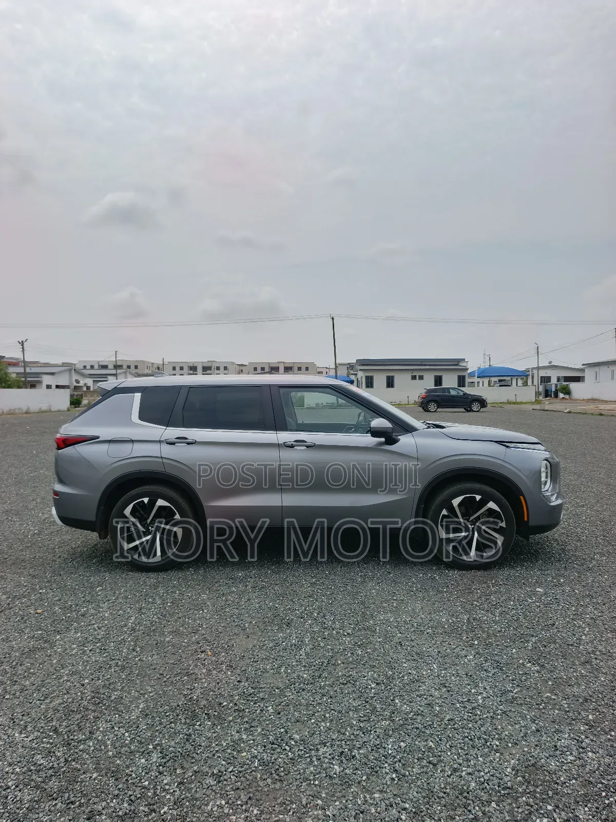 Mitsubishi Outlander SE 2022 Gray