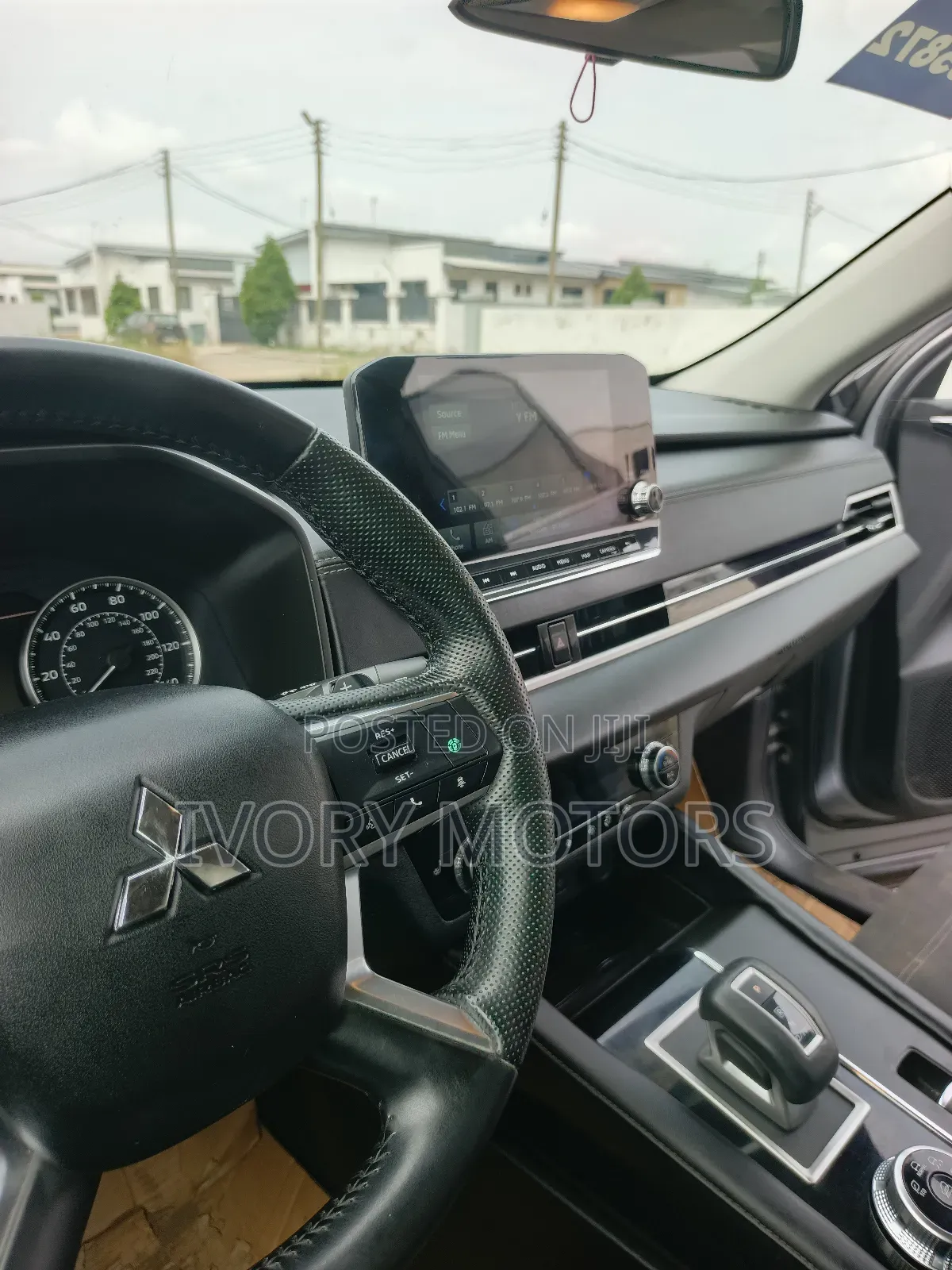 Mitsubishi Outlander SE 2022 Gray
