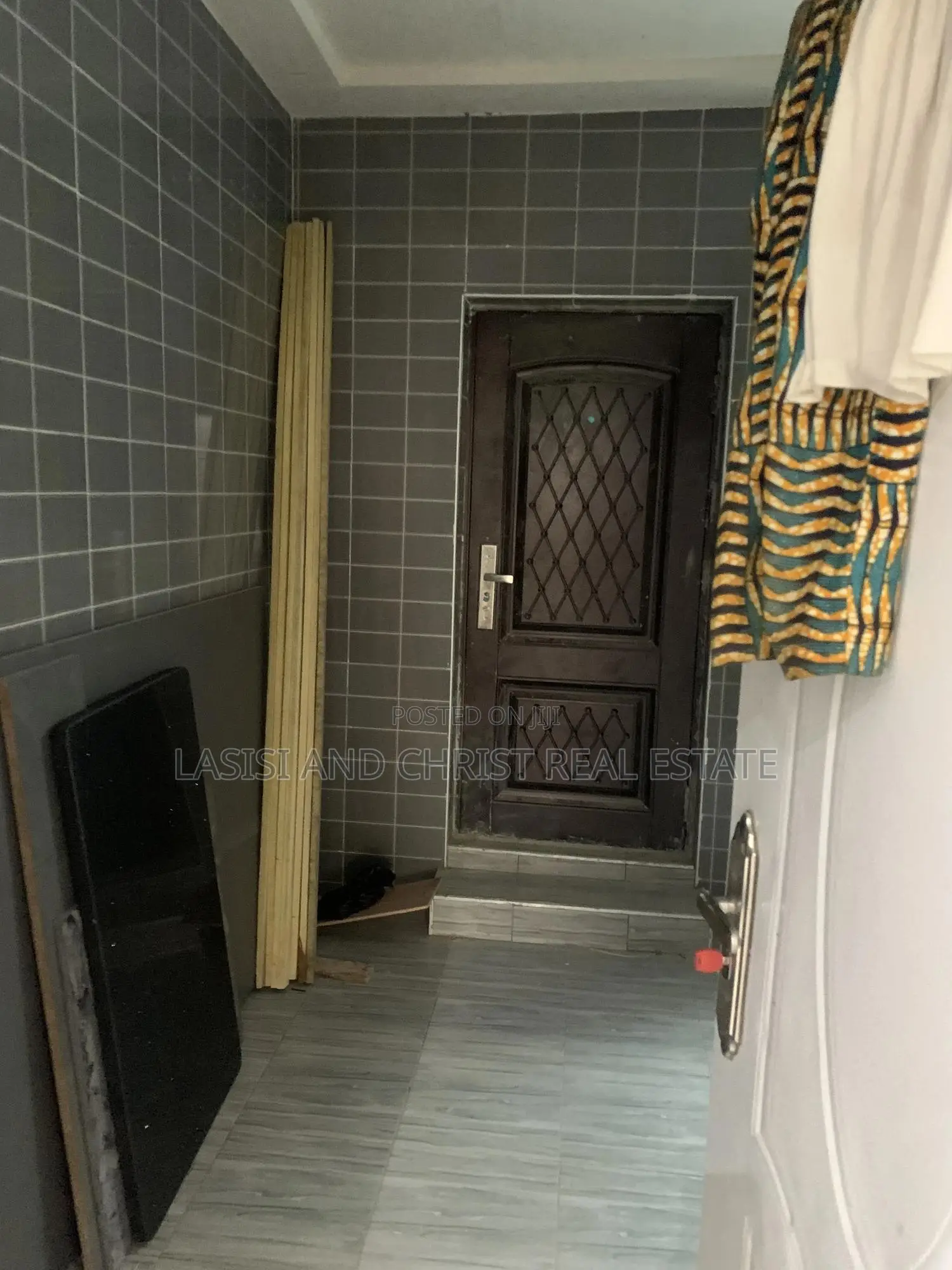 3bdrm House in Lasisi And Christ, Amasaman for sale