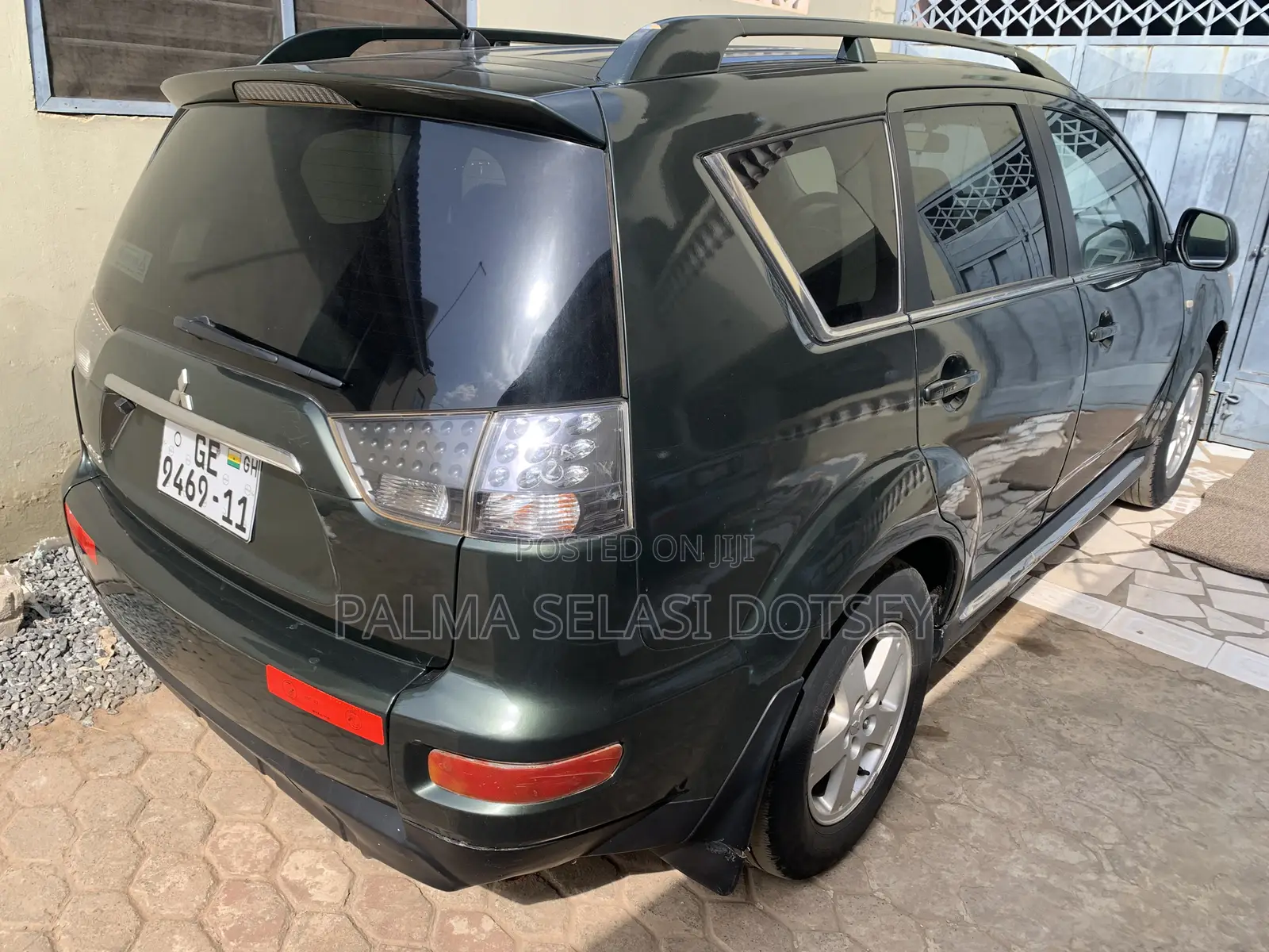 Mitsubishi Outlander 2011 Green