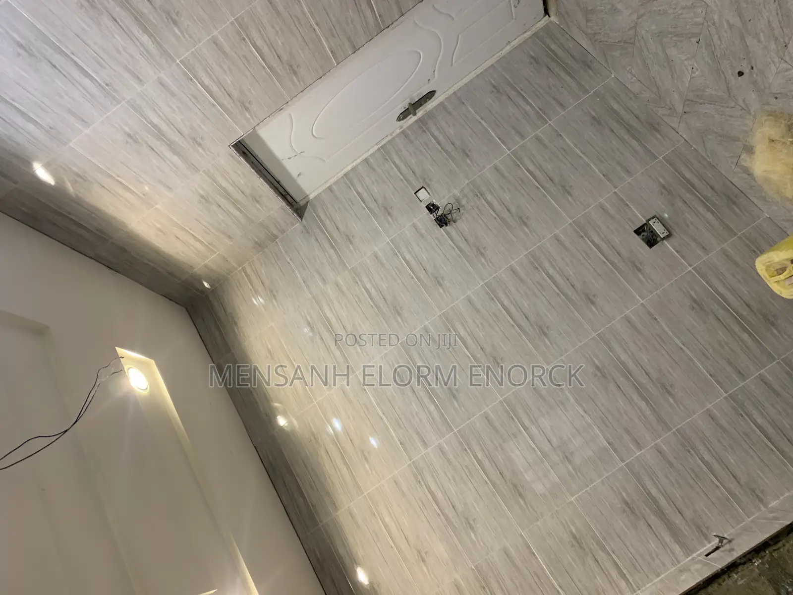 Tiles Service