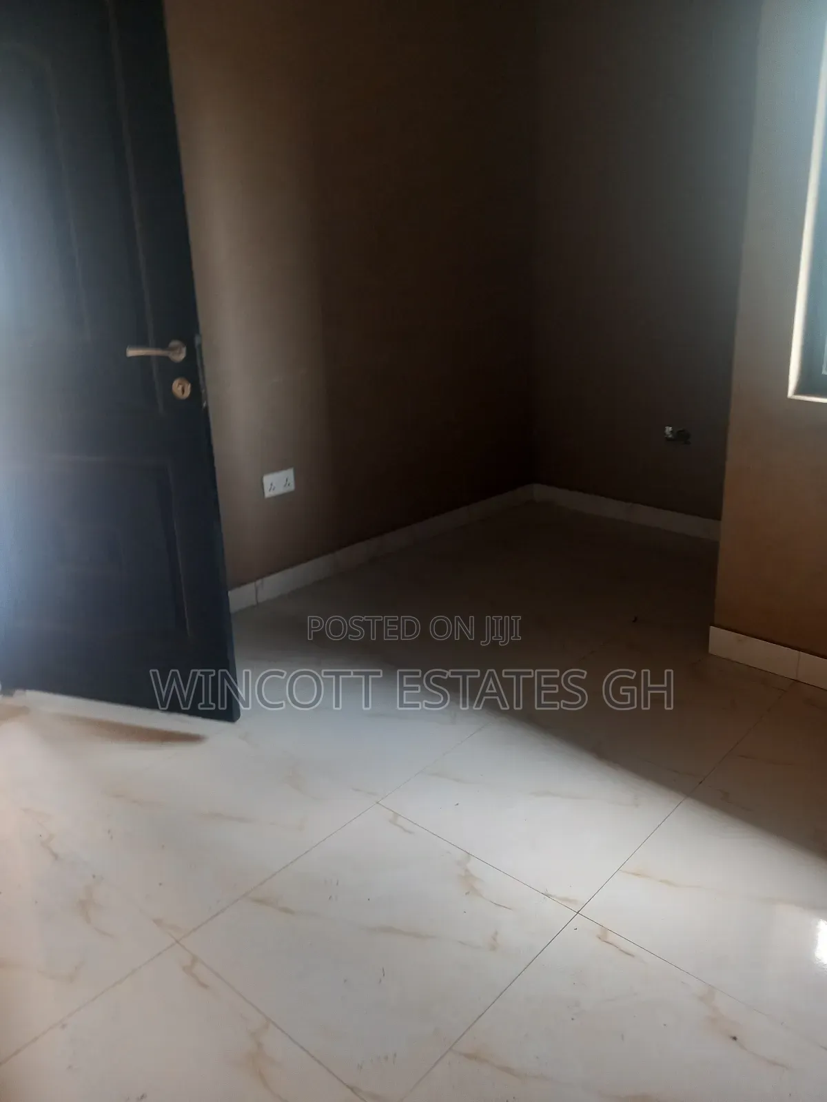 3bdrm Apartment in Old Ashongman, Ablorh Adjei for rent