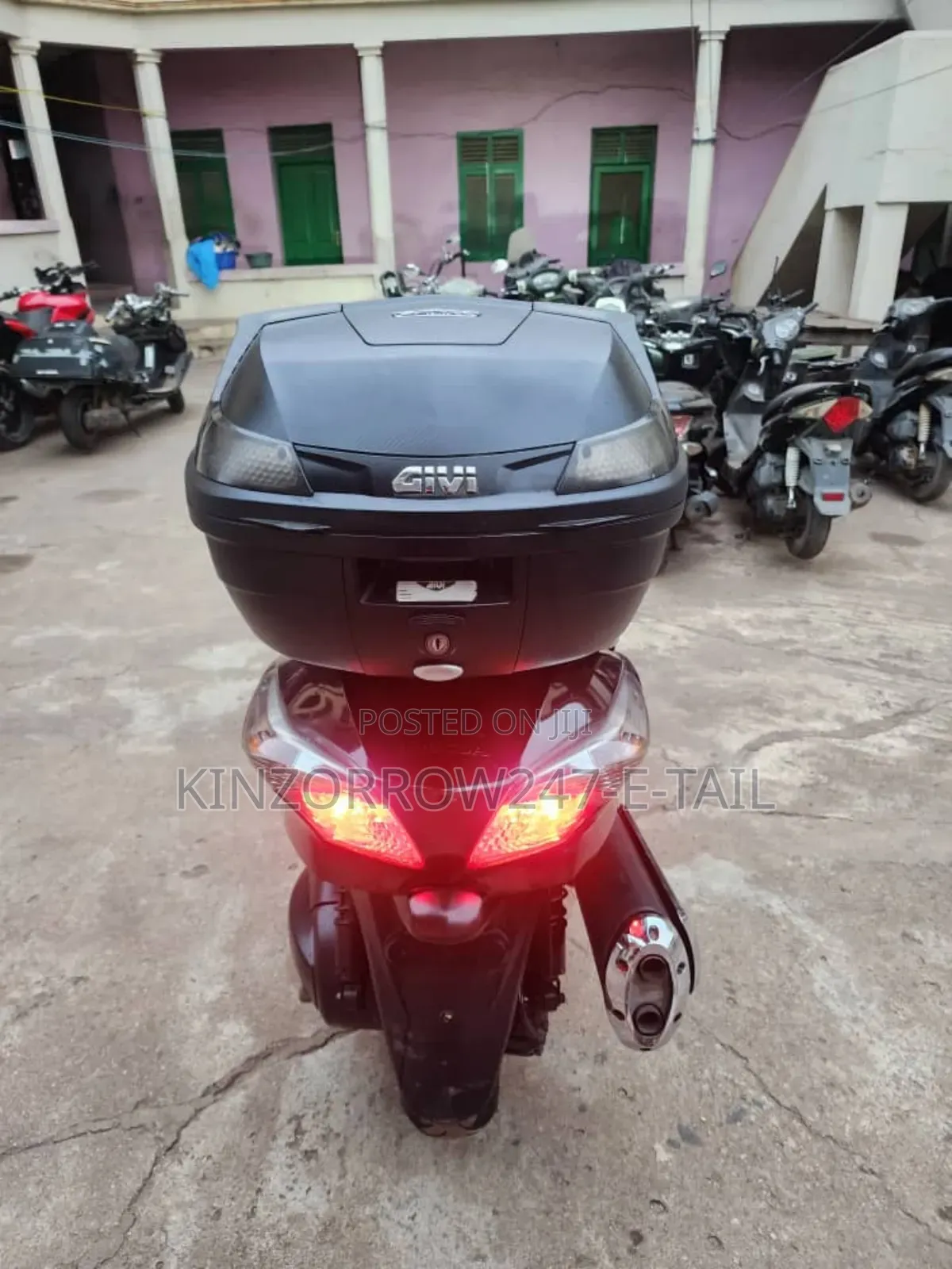 SYM Maxsym 2024 Black