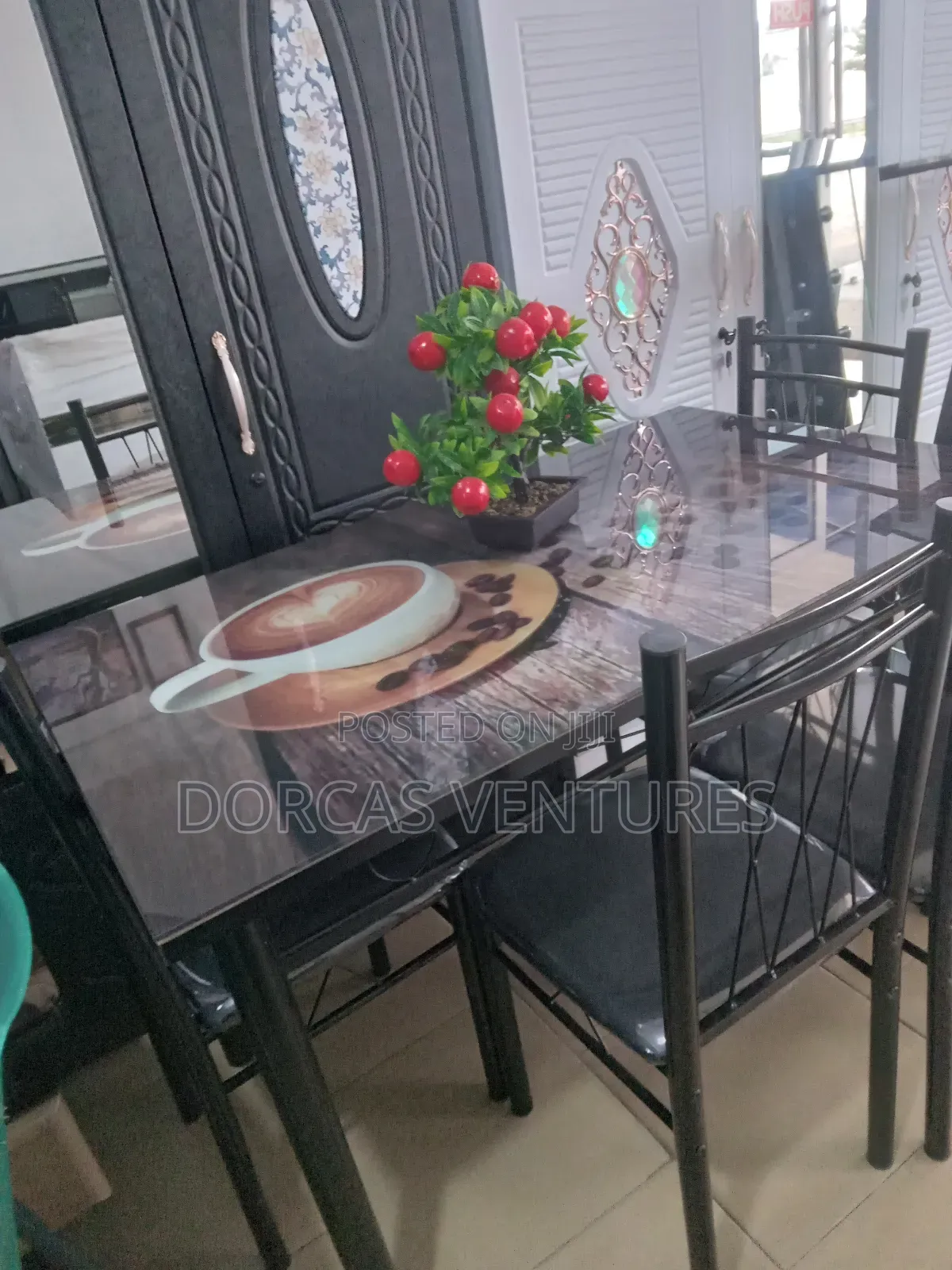 Celeb Homes Dining Set