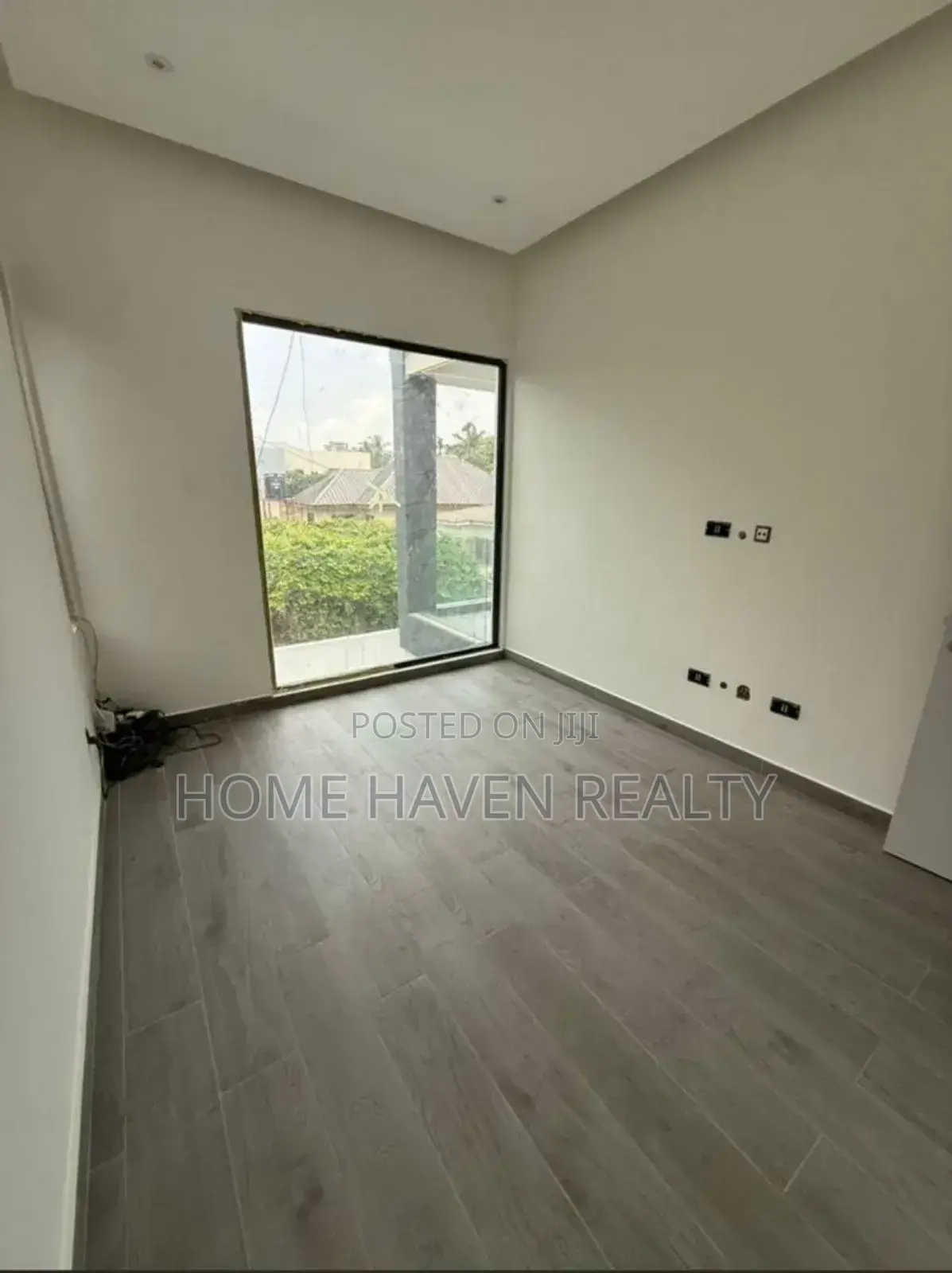 3bdrm House in Dzorwulu for sale