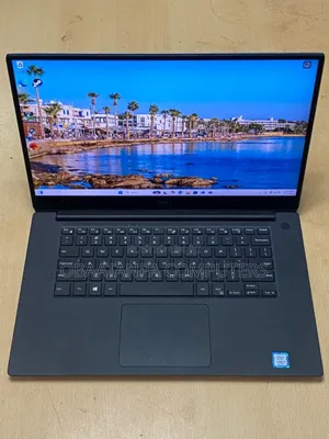 Laptop Dell Precision 5530 4GB Intel Core i7 SSD 512GB