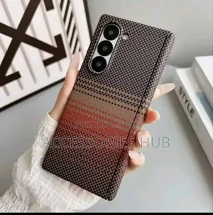Z Fold 4,5,6,7 Carbon Fiber Quality Cases With Screen Protectors
