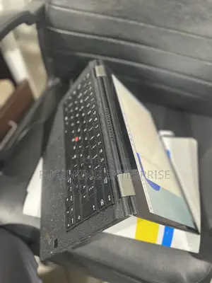 Laptop Lenovo ThinkPad Yoga 8GB Intel Core I5 SSD 512GB