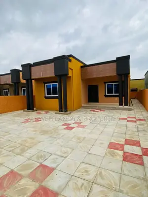 3bdrm House in Lakeside Estate for sale