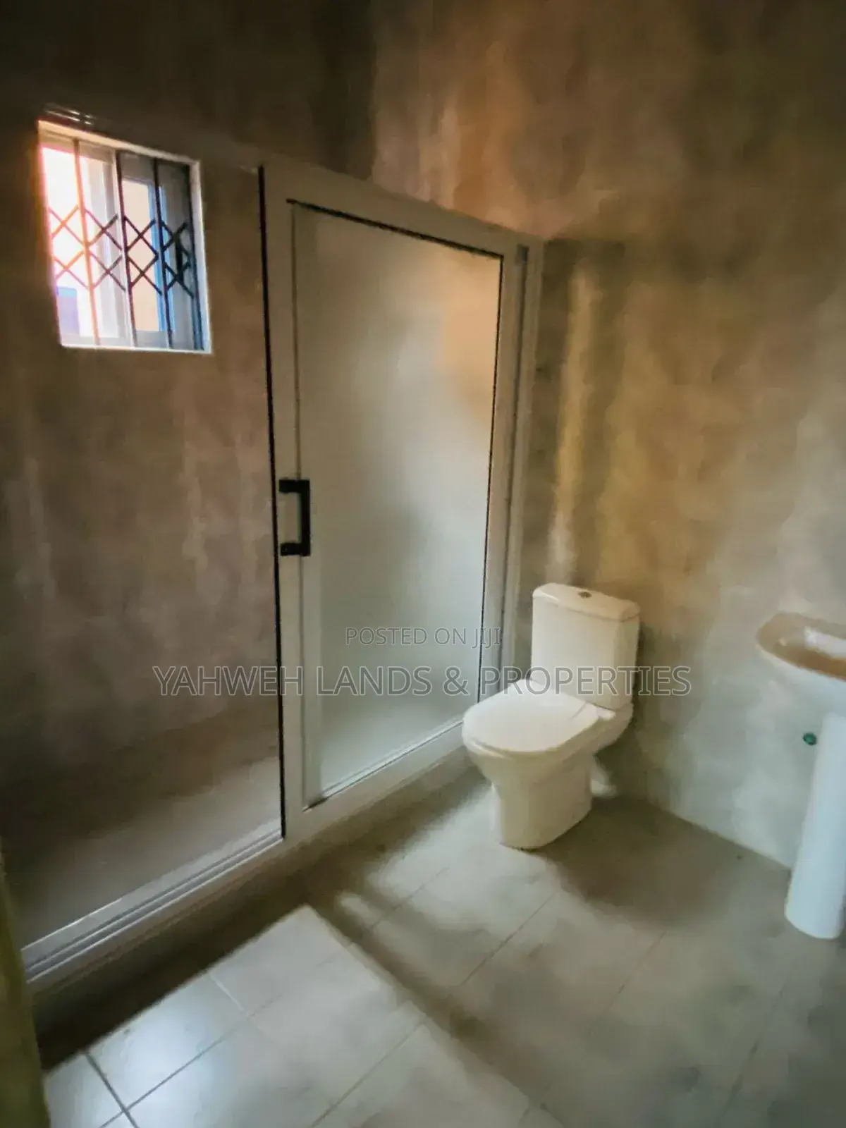 3bdrm House in Lakeside Estate for sale