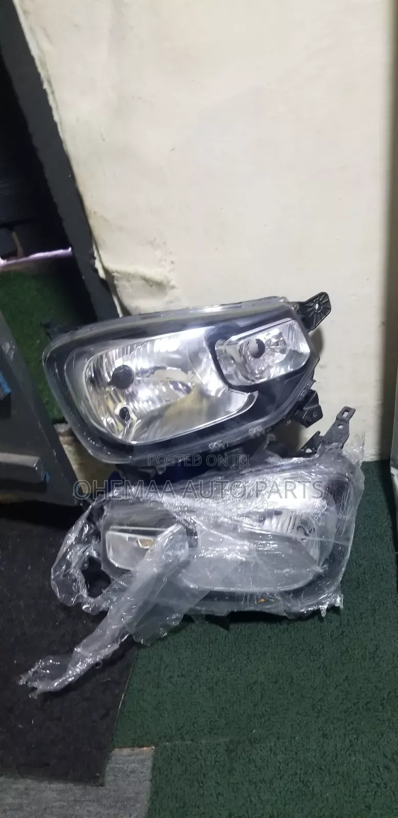 Suzuki S-Presso Headlight Pair Home Use