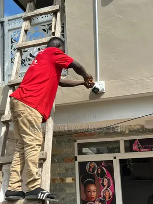 CCTV Cameras Technician