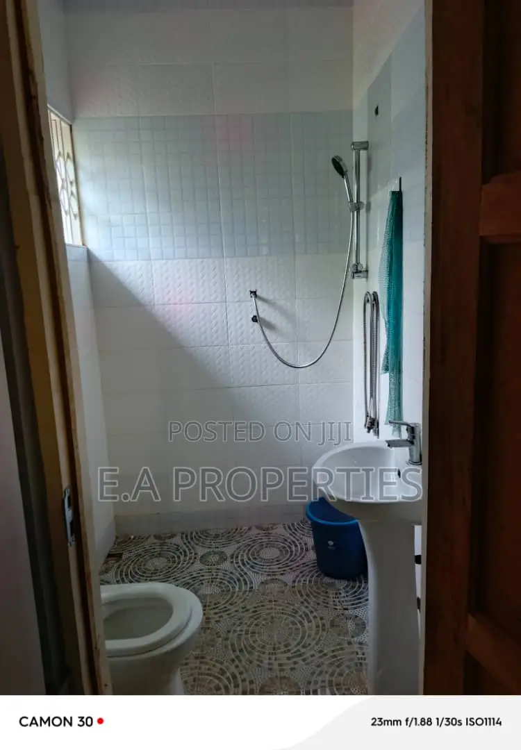 Furnished 4bdrm House in E A Properties, Frafraha for rent