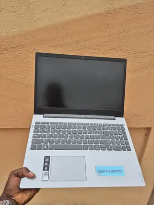 Laptop Lenovo IdeaPad 130 8GB Intel Core i7 HDD+SSD 256GB