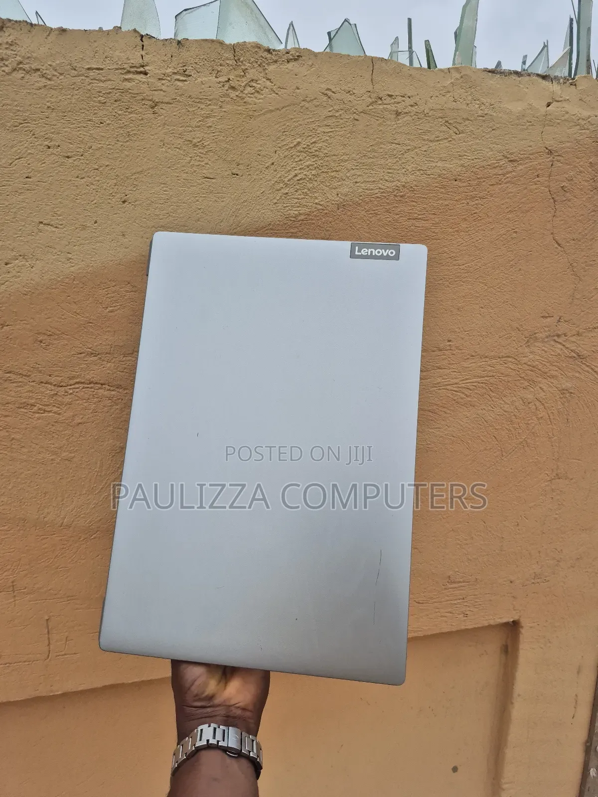 Laptop Lenovo IdeaPad 130 8GB Intel Core i7 HDD+SSD 256GB