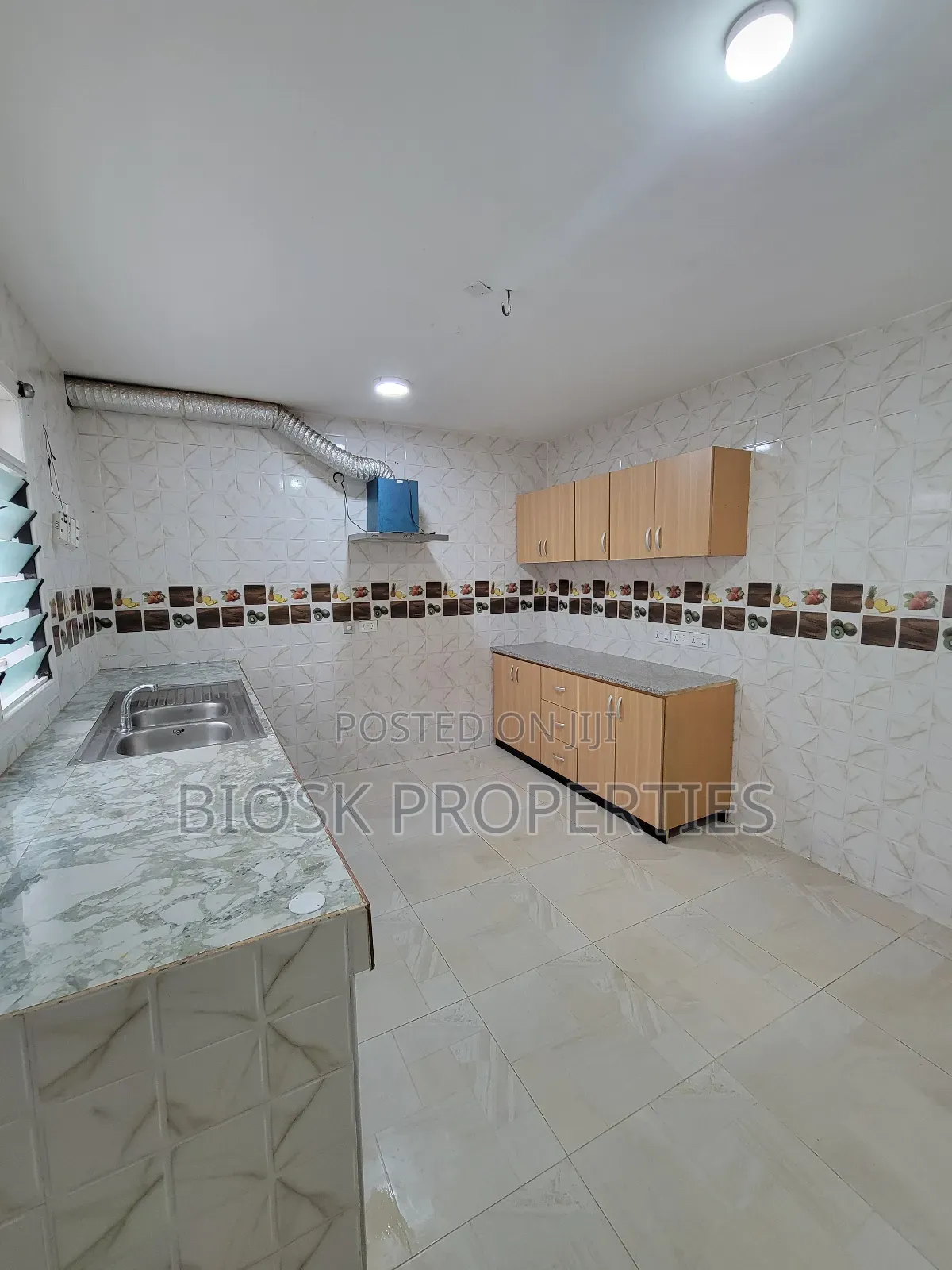 3bdrm Apartment in Biosk Properties, Malejor for rent