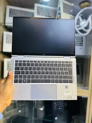 Laptop HP EliteBook x360 1030 G7 16GB Intel Core i5 SSD 256GB